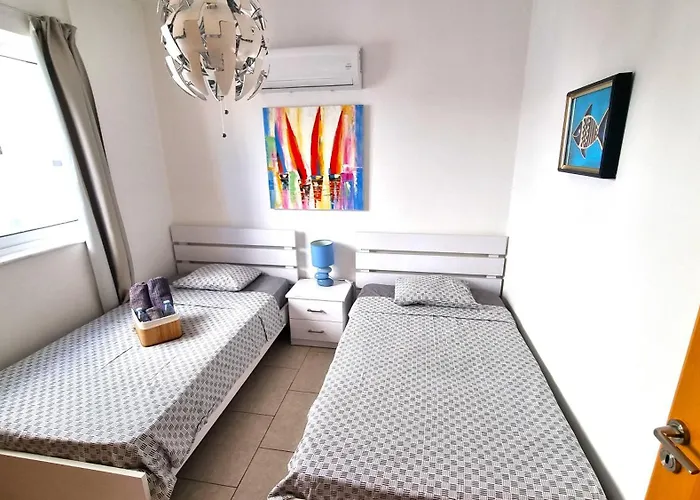 Haven: 7-minute Walk To The + Pool ラルナカ