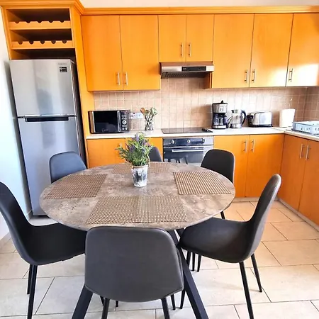 Haven: 7-minute Walk To The + Pool *