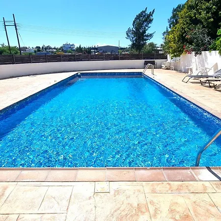 Haven: 7-minute Walk To The + Pool * Larnaca