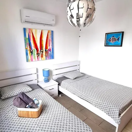 Apartament Haven: 7-minute Walk To The + Pool Larnaca